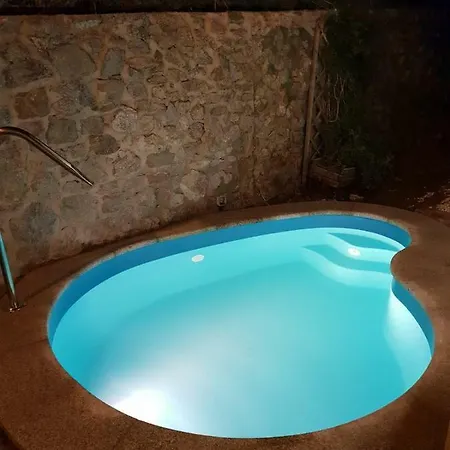 Casa Parrilla * Tomino